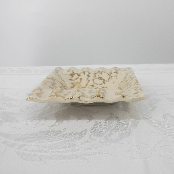 Vintage MCM Ashtray 22 KT Gold White Hand Painted 5" X 4" - Picture 6 of 12